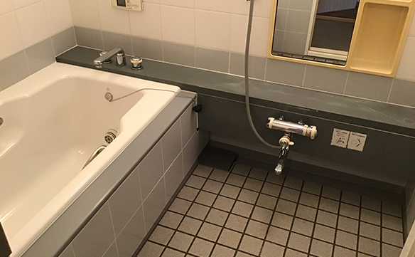 18518京都宝ケ池店_02