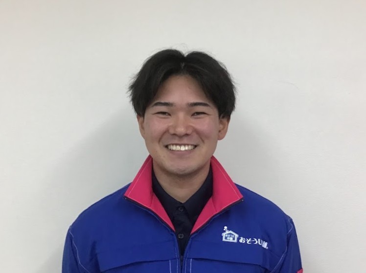 20975 京都駅前店 出原 康希