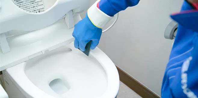 トイレクリーニング