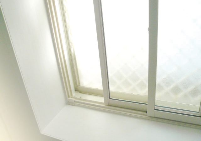 ③水気を拭き取り、しっかり換気