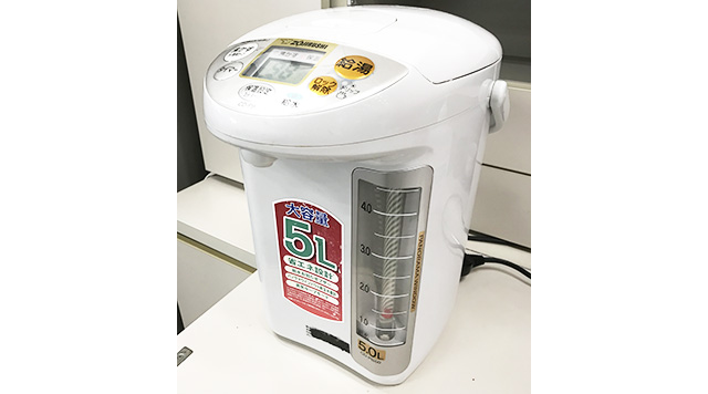 電気ポットの汚れの原因