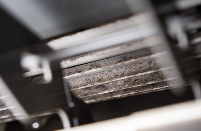 送風ファンが汚れていないか