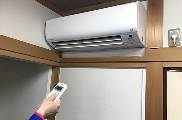 工程の説明・エアコンの動作確認