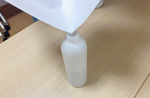 ①クエン酸スプレーを作ります。