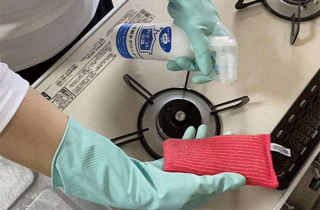 ガスコンロやキッチンの壁