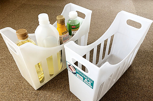 高さのある調味料や鍋ぶたなどの仕切りに~ストッカーボックスA4