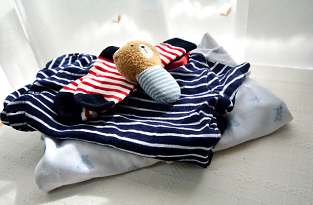 増える子供服をどう収納する？手放し方と子供目線の収納術