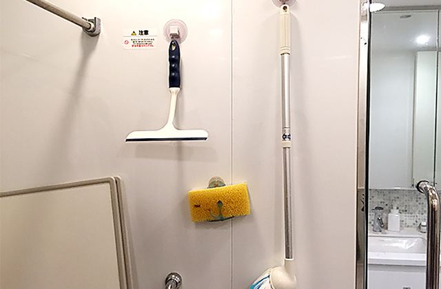 【お風呂】掃除道具は吊るす収納がおすすめ