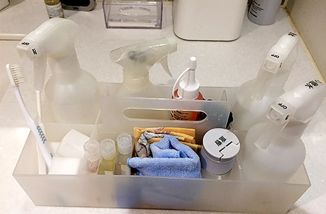 水まわりの掃除道具収納に便利なアイテム