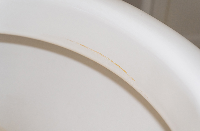 トイレの尿石・黄ばみの正体とは？